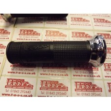 HANDLEBAR GRIPS CHROME & BLACK VESPA LOGO PX