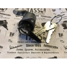 LAMBRETTA TOOLBOX LOCK GP C.A.M.A. BLACK 