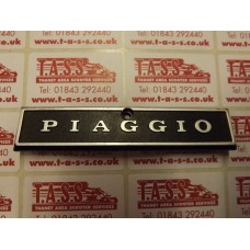 PIAGGIO TOP HORNCAST LONG  BADGE -PX EARLY