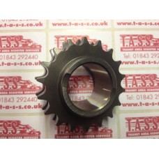 LAMBRETTA 18T FRONT DRIVE SPROCKET ITALIAN