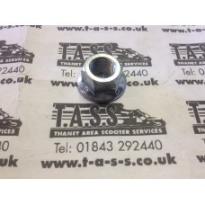 CLUTCH NUT COSA/DISC