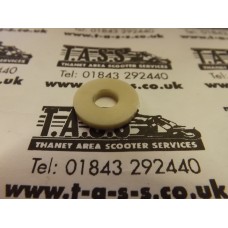 LAMBRETTA SEAT WASHER PLASTIC