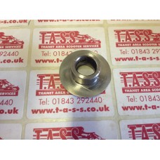LAMBRETTA FRONT HUB OUTER SPACER (TOP HAT) STAINLESS