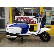 Royal Alloy GT 125 AC CBS E5 WHITE AND BLUE